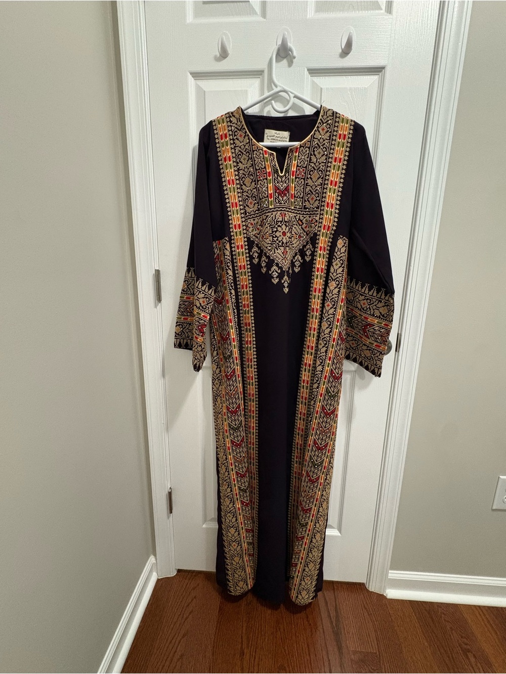 Traditional Palestinian Thobe - Belt Included